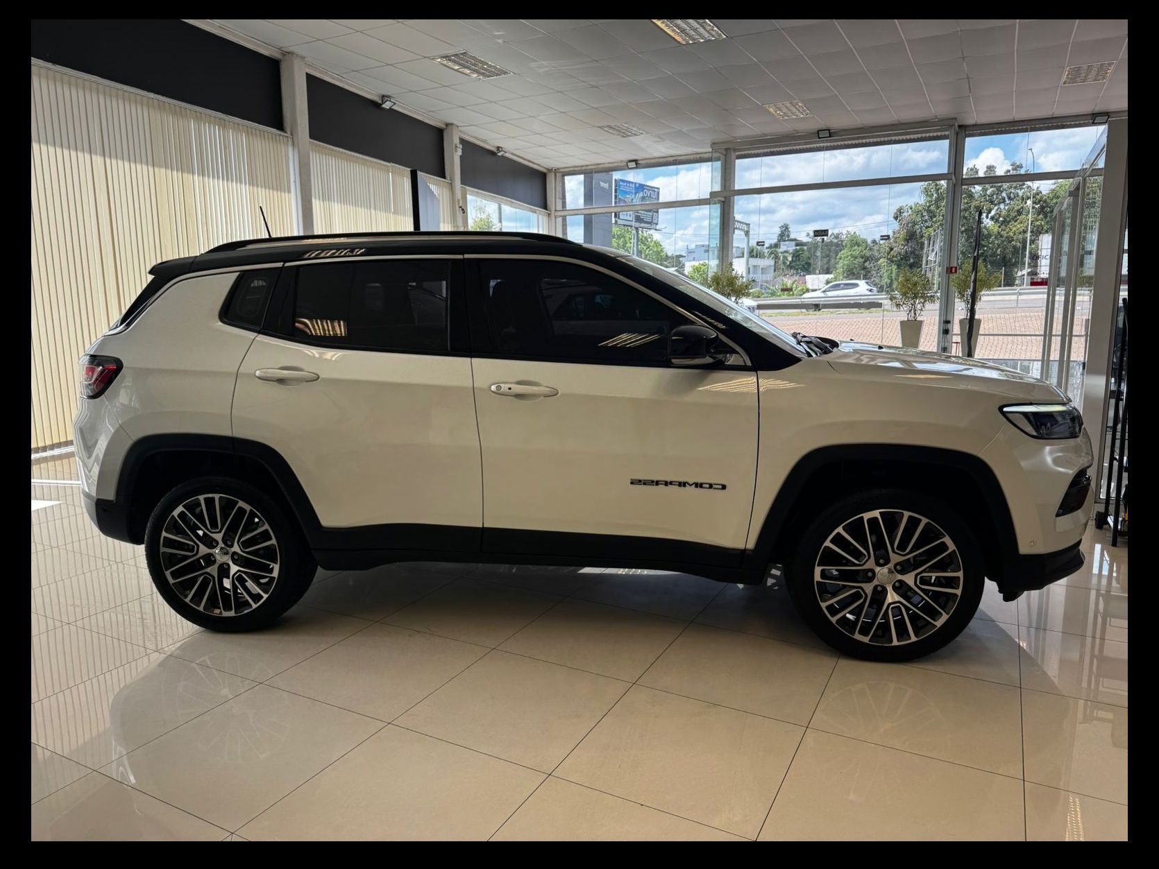 Foto Jeep Compass Limited 1.3T 2022